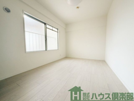 ���r���O�@���r���O