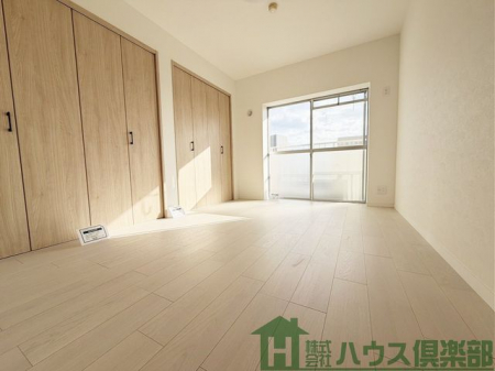 ���r���O�@���r���O