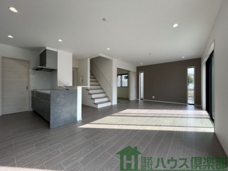 ���r���O�@�L�X�A�����đ����傫���̂œ������肪�ǂ����邢�ł�