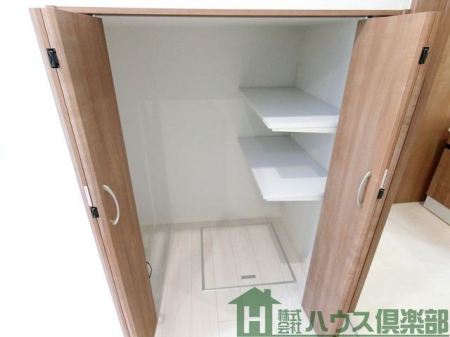 ���[�@�L�b�`�����̎��[�ł��I�K�i�������������悭�g���Ă��܂��I�p���g���[�Ƃ��Ă��悳�����ł���