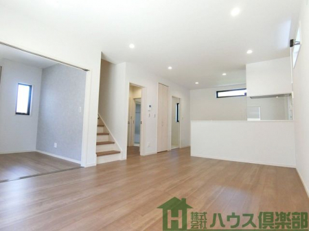 ���r���O�@�P�V��LDK�ł��I�ؖڒ��̗������������͋C�ł��I