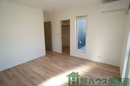 ���ӊ��@-