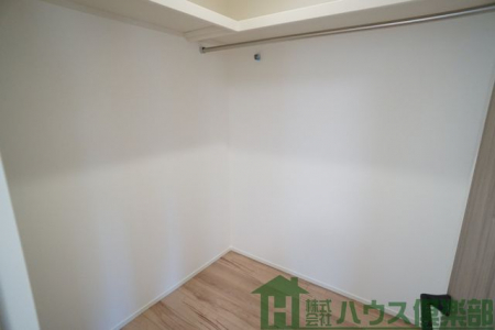 ���ӊ��@-