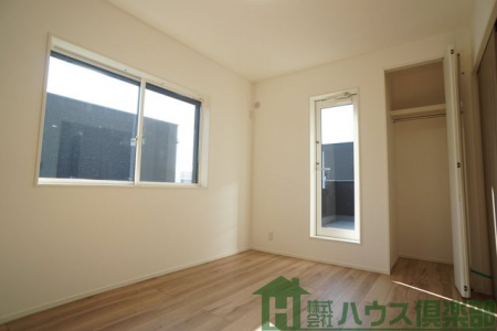 ���ӊ��@-