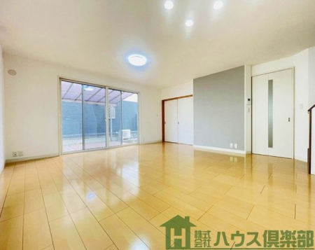 ���r���O�@�Ƒ����W�܂�L�X�Ƃ������r���O�ł��I