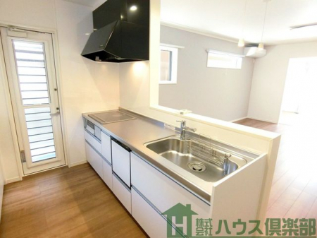 �L�b�`���@IH�N�b�L���O�q�[�^�[�A�H���t�ł��I���ǃL�b�`���Ń��r���O���������������ƌ����܂���