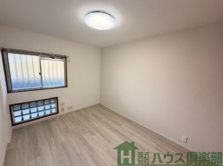 ���r���O�@���r���O