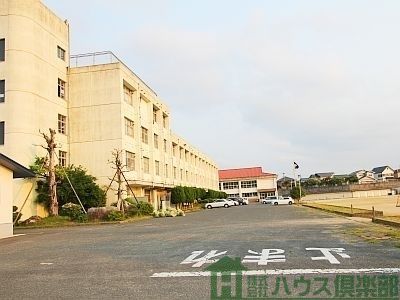 ���ӊ��@���Ԏs�����ԓ쒆�w�Z �k��16���B 1240m