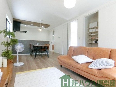 ���r���O�@�P�W���c��LDK�I�_�C�j���O�e�[�u����\�t�@��u���Ă��]�T������܂��ˁ�