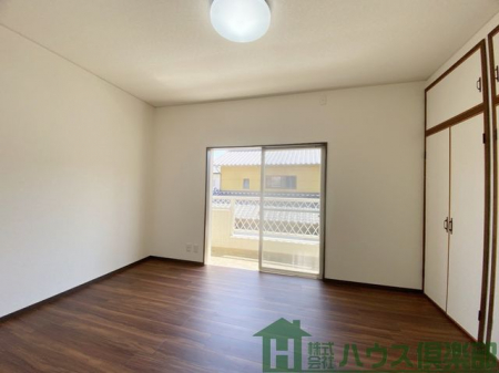 �Q���@�U���m��