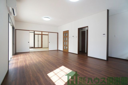 ���r���O�@���j�^�[�t���C���^�[�t�H������܂��I�a���ƍ��킹��Ɩ�Q�P���̋�ԂɁ�