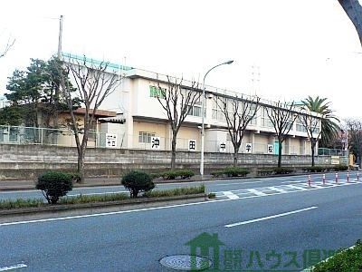 ���ӊ��@�k��B�s�����c���w�Z �k��7���B 520m