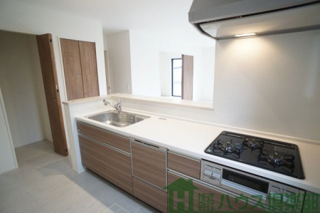 �L�b�`���@�L�b�`�����ɂ̓p���g���[����܂��I���r���O��a���̗l�q�����Ȃ��炨�����ł��܂��恙