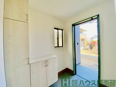 ���[�@���[�͂̂���V���[�Y�{�b�N�X�t���Ō��ւ��X�b�L���ۂĂ܂��B