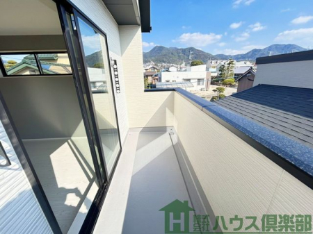 �o���R�j�[�@��������̗ǂ��o���R�j�[�ŁA���󕨂��悭�����܂��B