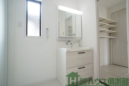 ���ʑ�E���ʏ��@�O�ʋ��t�̐��ʉ��ϑ�ł��I�[�˂ɂ��A�N�Z�X�ł��܂��I