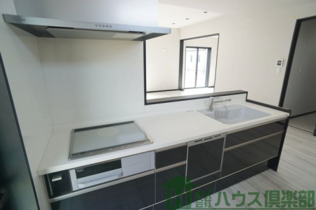 �L�b�`���@�h�g�N�b�L���O�q�[�^�[�t�̃V�X�e���L�b�`���ł���