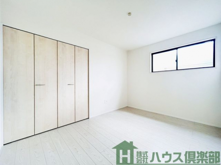 �Q���@���[����������m�ۂ��ꂽ�A���K�ȃv���C�x�[�g��ԁB