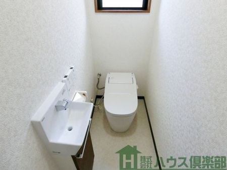 �g�C���@�g�C���͎�􂢃J�E���^�[�t�ł��I�^���N���X�ŃX�^�C���b�V���ȋ�ԁ�