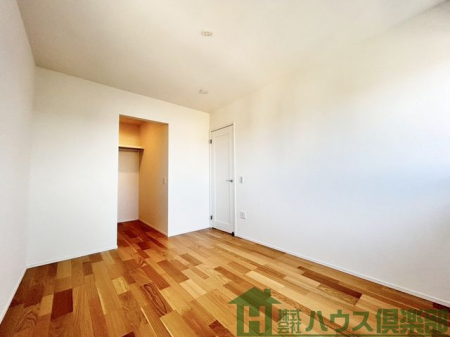 ���r���O�@���ւ�e�����[�N�X�y�[�X�Ƃ��Ă����p�ł���g������̗ǂ��m���B��̂������Ƃ��Ă��������߂ł�