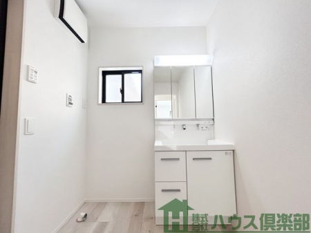 ���ʑ�E���ʏ��@�g���₷���������̂�����ʎ��Œ��̏��������K�ł��B