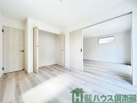 ���[�@���[�t���ŋq�Ԃ�ݑ�[�N�X�y�[�X�Ƃ��Ă����p�ł��܂��B