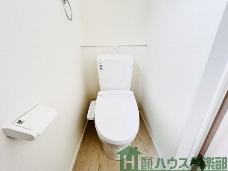 �g�C���@�������̂����ԂŁA���K�Ɏg����g�C���ݔ��B