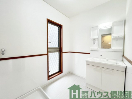 ���ʑ�E���ʏ��@�������̂�����ʃX�y�[�X�Œ��̏��������K�ł�