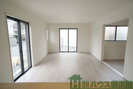 ���r���O�@�L�b�`������̓��r���O�����n���܂���