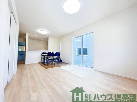 ���r���O�@�Ƒ��݂�Ȃł�����肭�낰��L�X���r���O�B���邭�J�����̂����ԁB