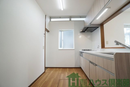 �L�b�`���@�L�b�`�������͖�S�D�X�������ʎ��ƂȂ����Ă��܂��̂ŉƎ������̓o�b�`���I