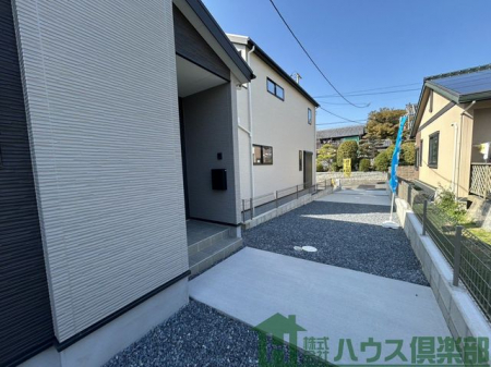 �@�c�񒓎ԂłR�䕪�̃J�[�X�y�[�X