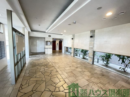 �G���g�����X�@�W���|�X�g���I�[�g���b�N���ł��I