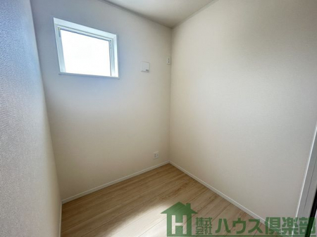 �o���R�j�[�@�e�����[�N���[��
