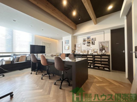 ���̑����ρ@���͋C�̂悢�ڋq�X�y�[�X�ł��I