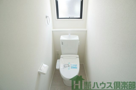 �g�C���@�P�K�̃g�C���͊K�i����L�����p���Ă��܂��I