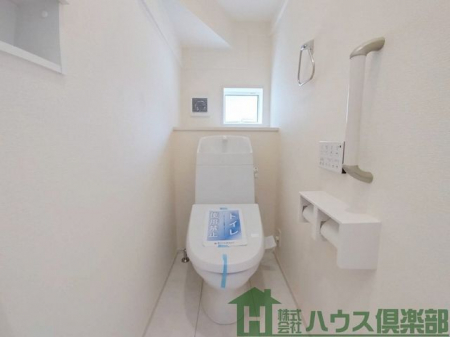 �g�C���@�g�C���͊K�i����L�����p��E�H�V�����b�g�t���I